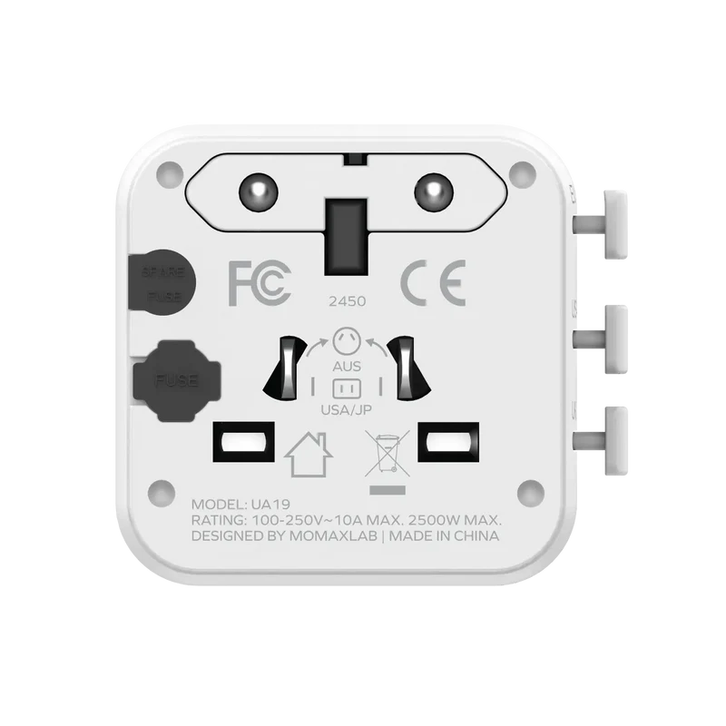 MOMAX 1-World Universal Travel Adapter